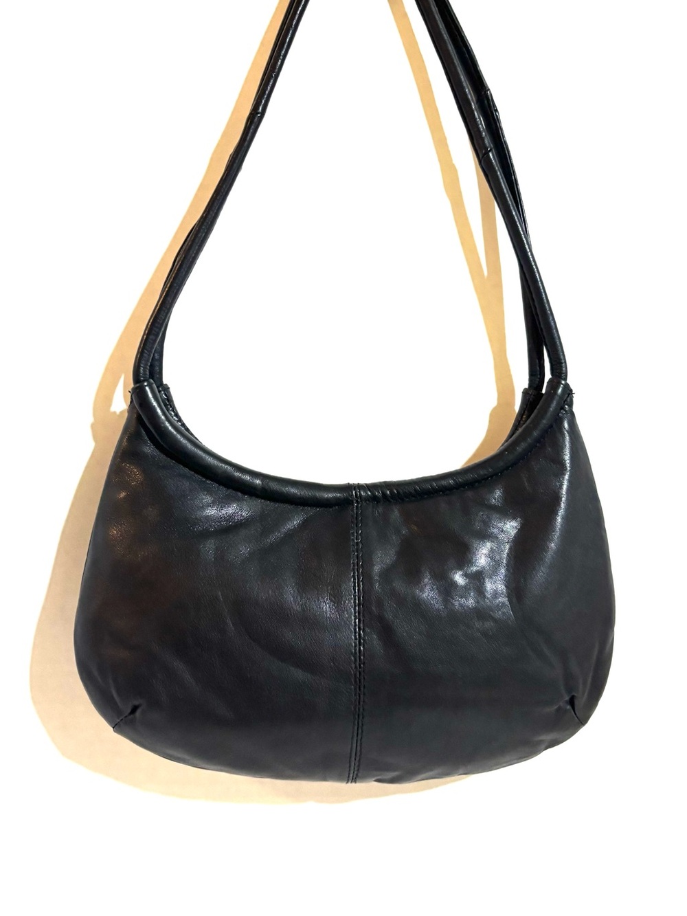 Classic Black Leather Shoulder Bag - Timeless Everyday Style